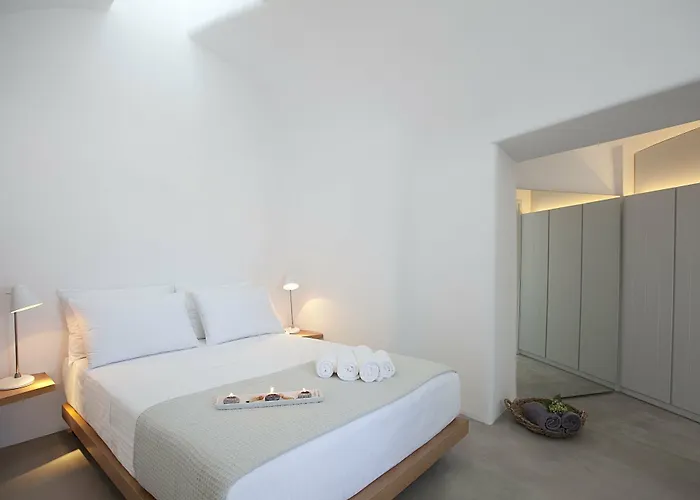 Anemolia * Megalochori (Santorini)